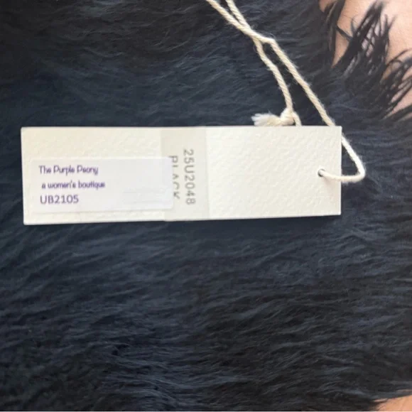 NWT Fringed Black Women's Vest - Picture 5 of 5